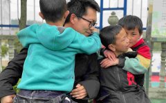 贵州大山里 31岁的特教校长与97个不普通的孩子
